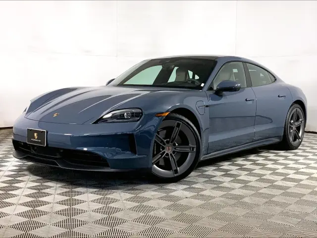 2025 Porsche Taycan Base - Photo 6