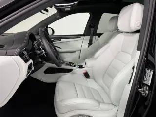 2026 Porsche Macan S - Photo 37