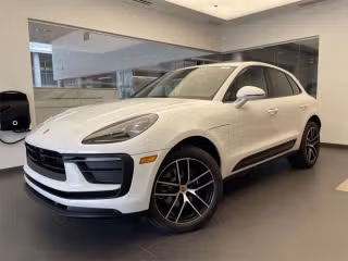 2025 Porsche Macan