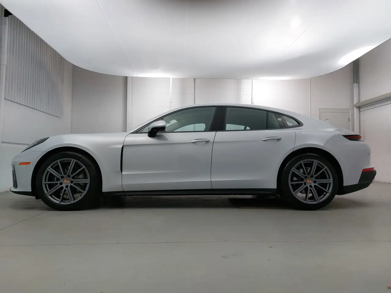 2026 Porsche Panamera Base - Photo 16