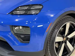 2026 Porsche Macan Base - Photo 37