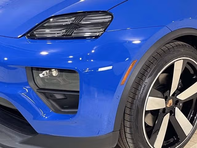 2026 Porsche Macan Base - Photo 34