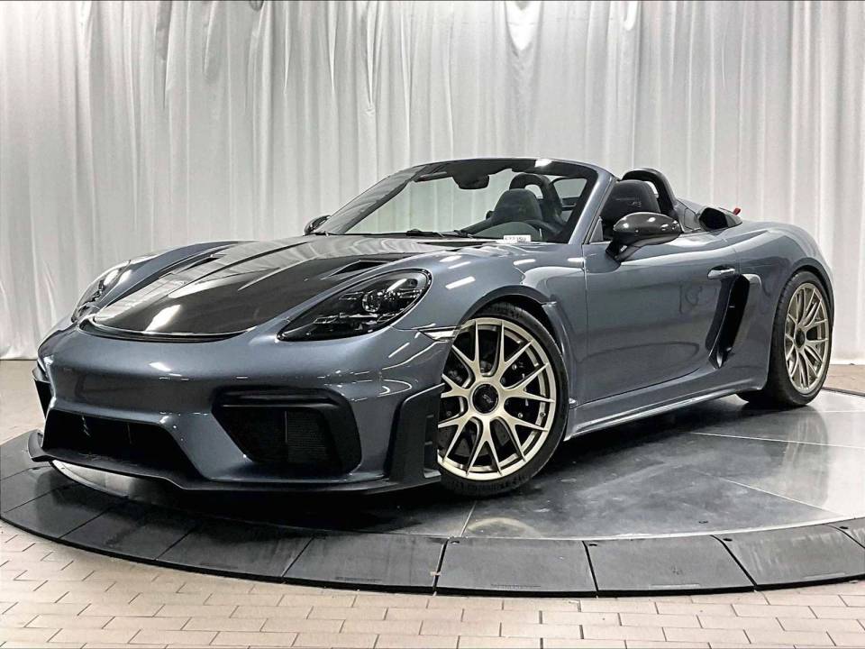 2025 Porsche 718 Spyder RS