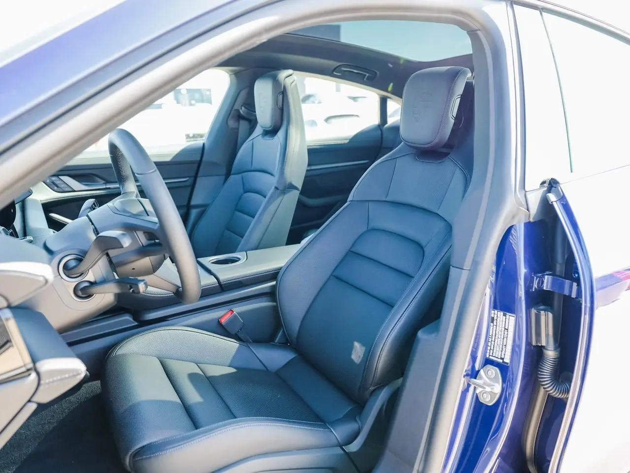 2025 Porsche Taycan Base - Photo 40