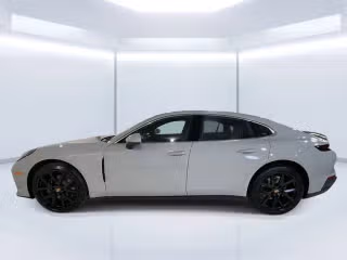 2026 Porsche Panamera Base - Photo 9
