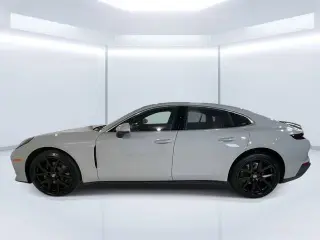 2026 Porsche Panamera Base - Photo 13