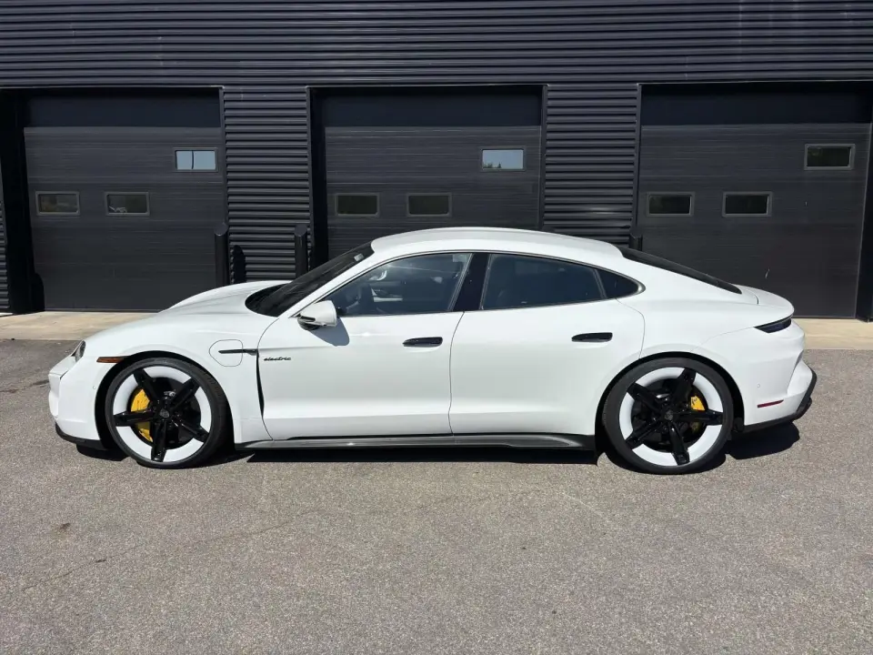 2026 Porsche Taycan Turbo S - Photo 15