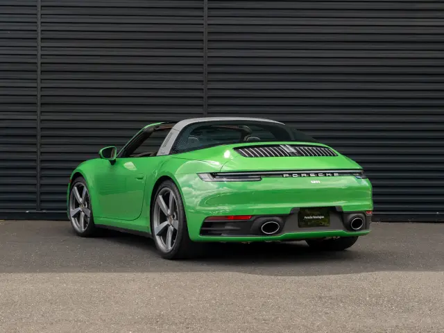 2024 Porsche 911 - Photo 22