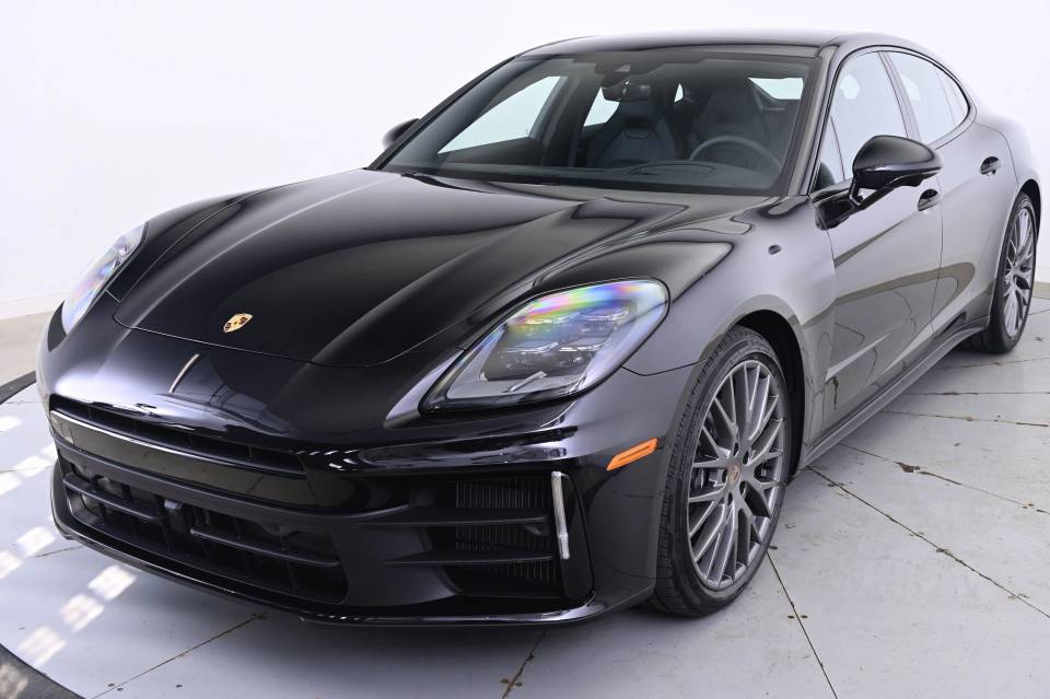 2026 Porsche Panamera