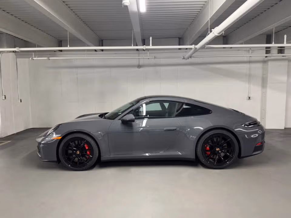 2026 Porsche 911 S - Photo 11