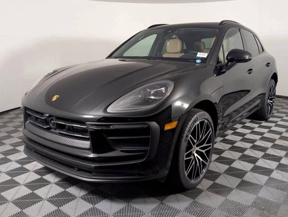 2026 Porsche Macan