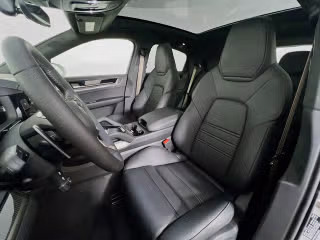 2026 Porsche Cayenne Coup Turbo E-Hybrid - Photo 33