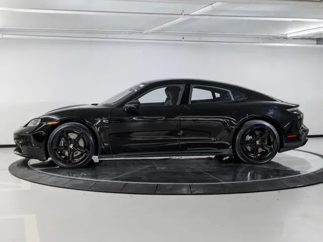 2026 Porsche Taycan Base - Photo 14