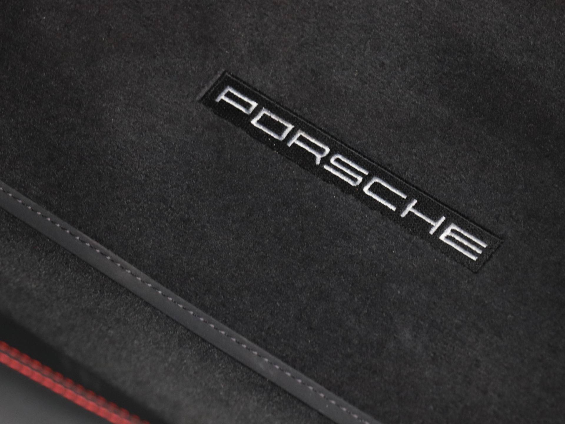 911 GT3 Touring, photo 50 of 50