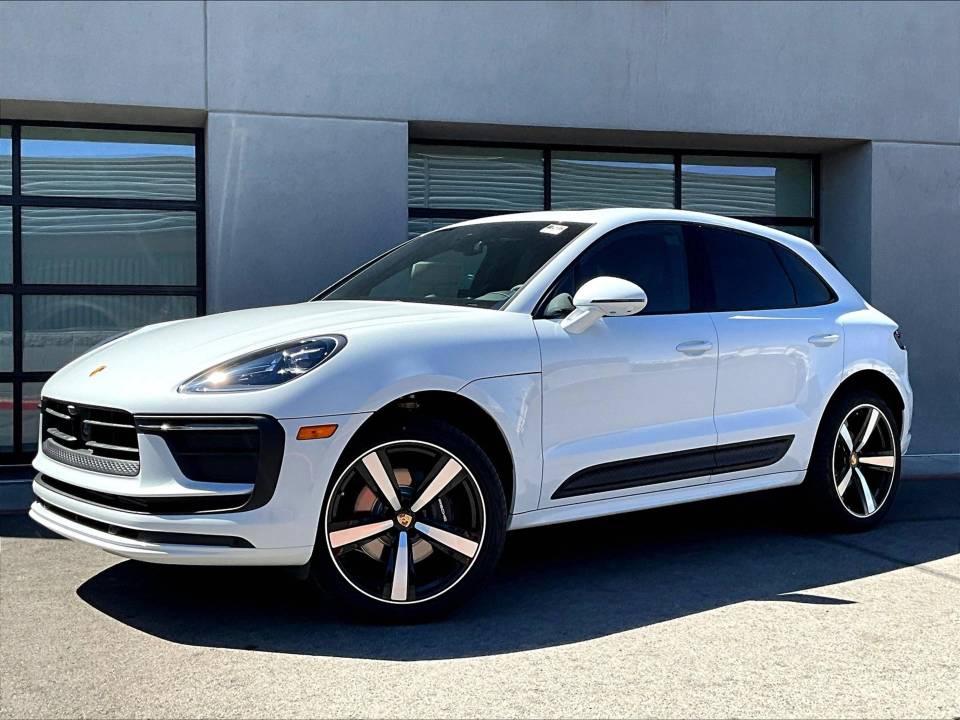 2026 Porsche Macan
