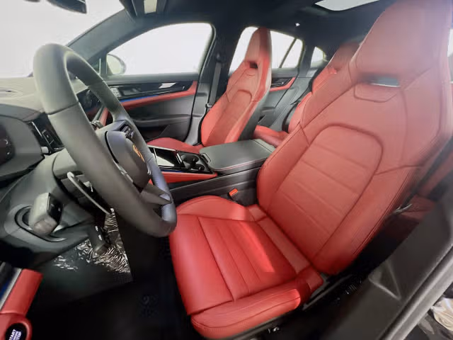 2026 Porsche Panamera Base - Photo 34