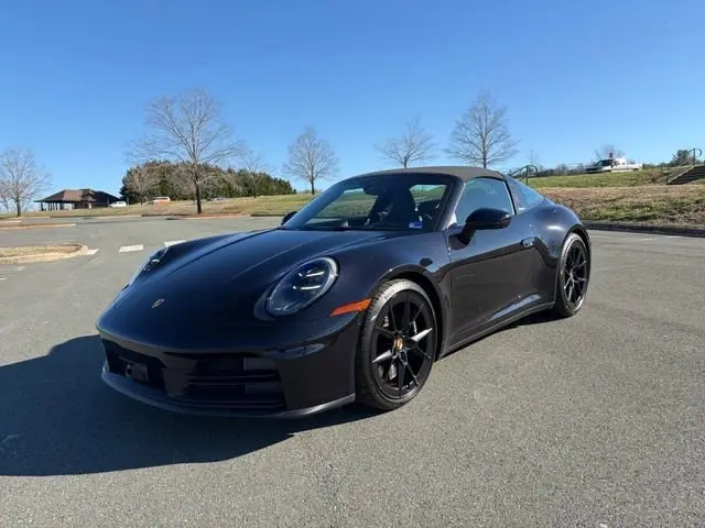 2026 Porsche 911 S - Photo 8