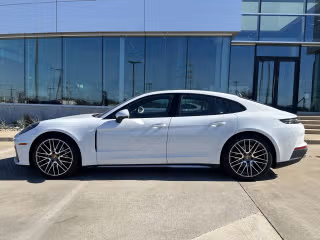 2026 Porsche Panamera Base - Photo 9