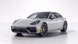 2023 Porsche Panamera Turbo S's photo