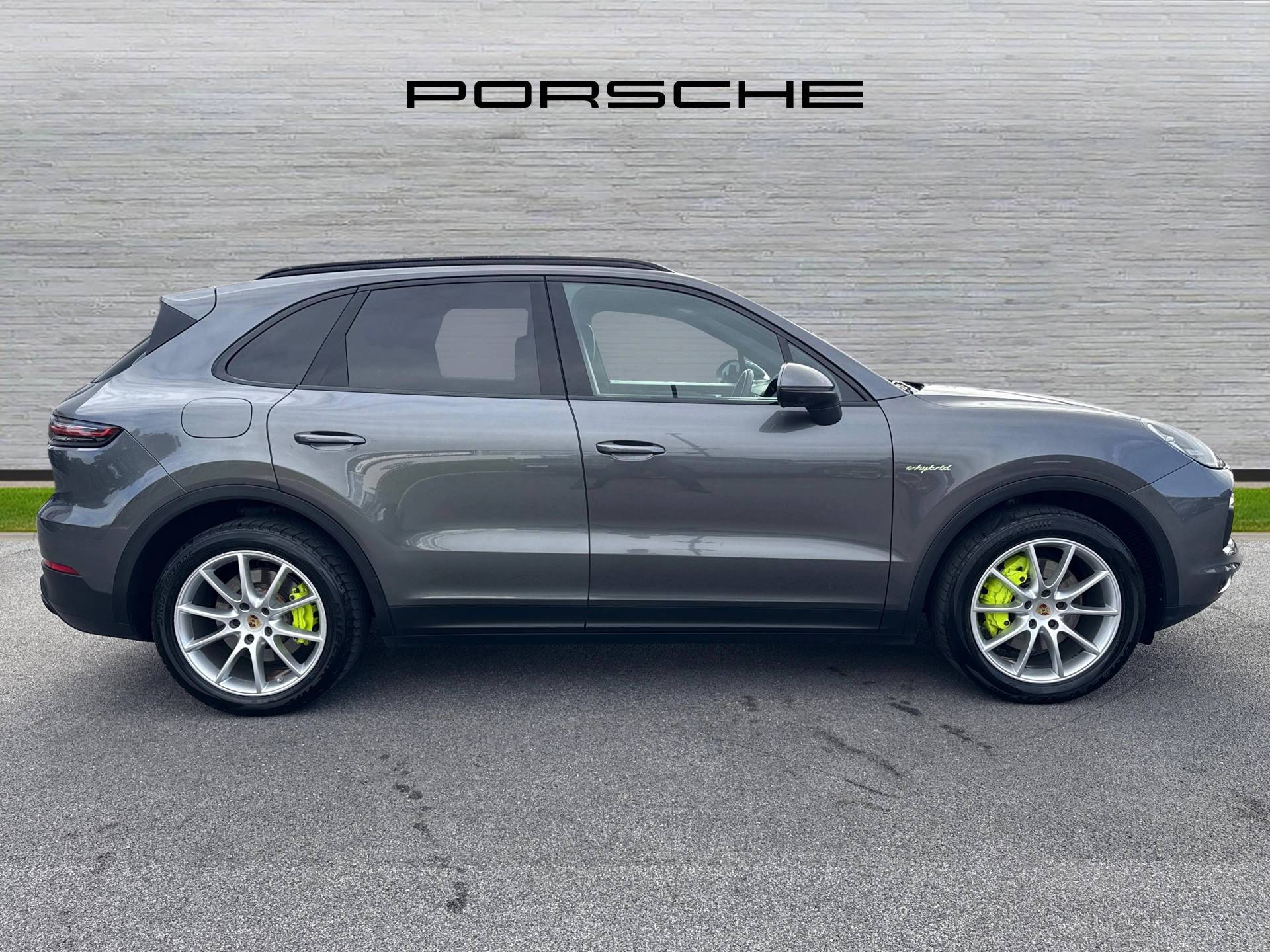 Cayenne E-Hybrid, photo 2 of 41