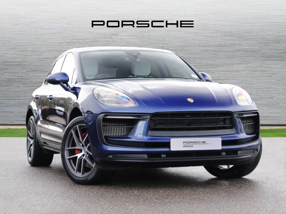 2023 PORSCHE MACAN
