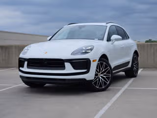 2026 Porsche Macan's photo