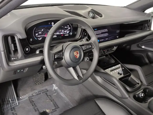 2026 Porsche Cayenne Coup E-Hybrid - Photo 30