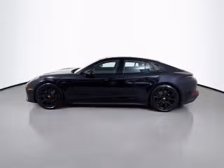 2025 Porsche Panamera Base - Photo 9