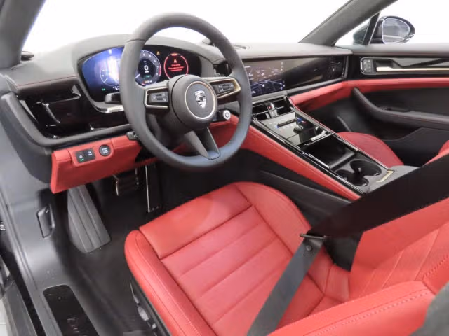 2026 Porsche Panamera Turbo E-Hybrid - Photo 26