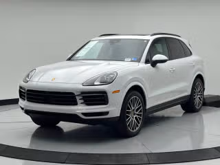 2023 Porsche Cayenne Platinum Edition's photo