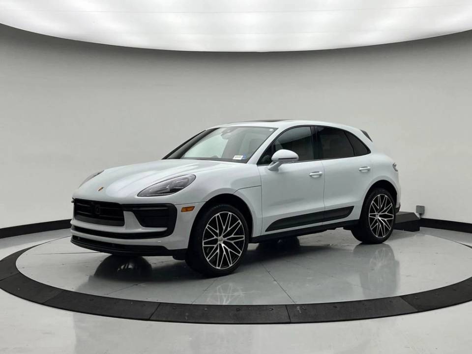 2026 Porsche Macan