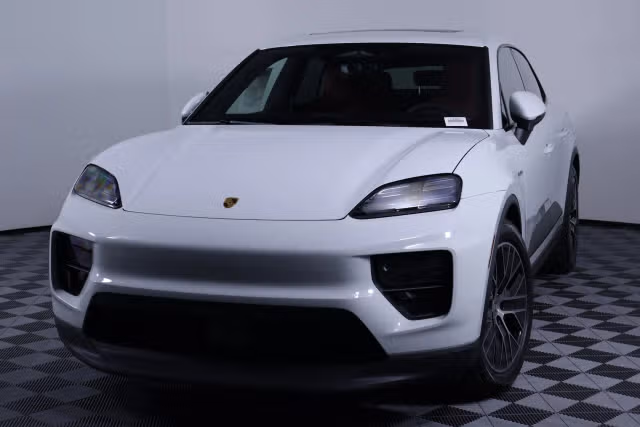 Used 2026 Porsche Macan Base with VIN WP1AD2XA1TL075498 for sale in Burlingame, CA