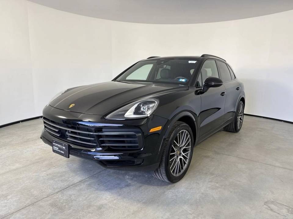 2023 Porsche Cayenne Base