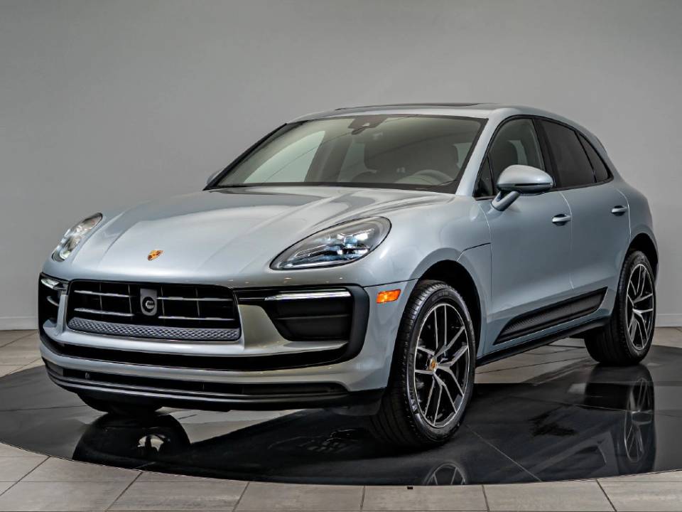 2026 Porsche Macan