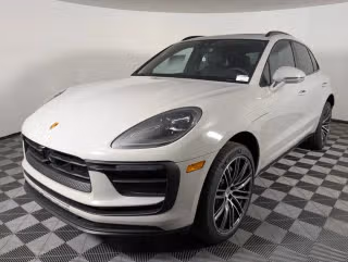 2026 Porsche Macan's photo