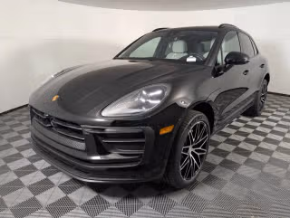 2026 Porsche Macan's photo