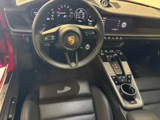 2024 Porsche 911 - Photo 37