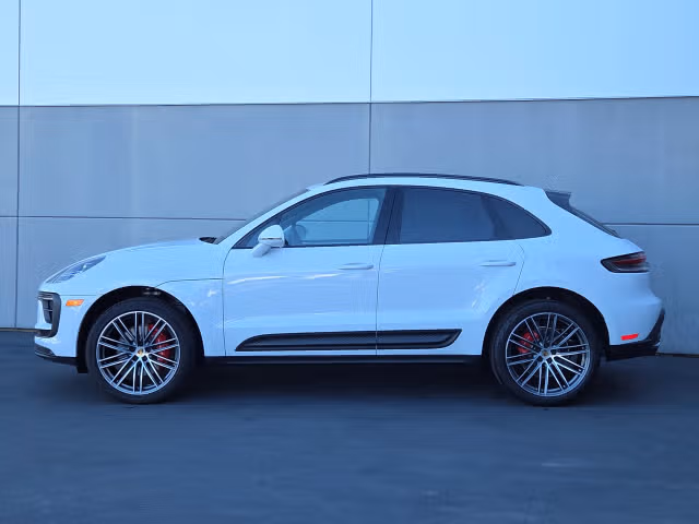 2025 Porsche Macan S - Photo 10