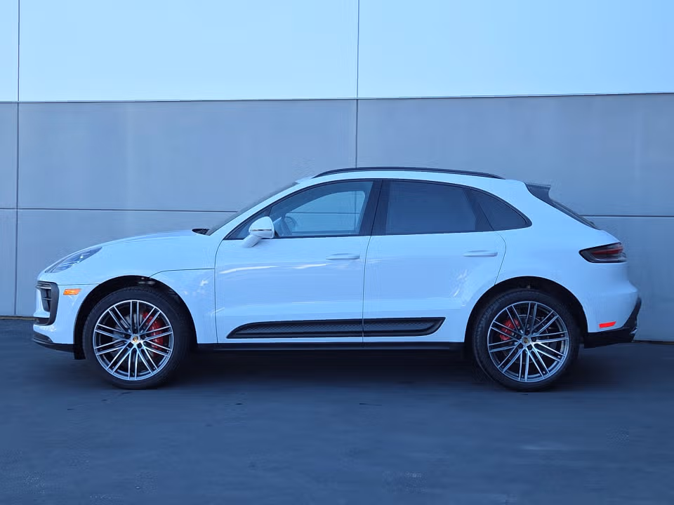 2025 Porsche Macan S - Photo 11