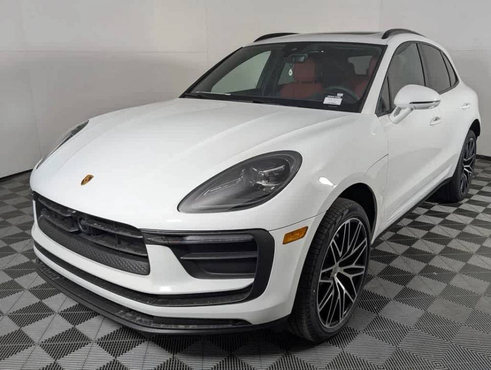 2026 Porsche Macan