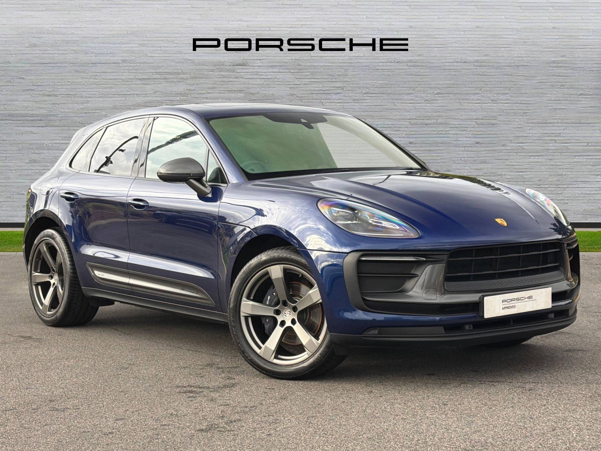 Macan T, photo 1 of 47