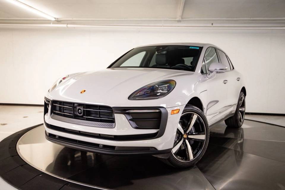 2026 Porsche Macan