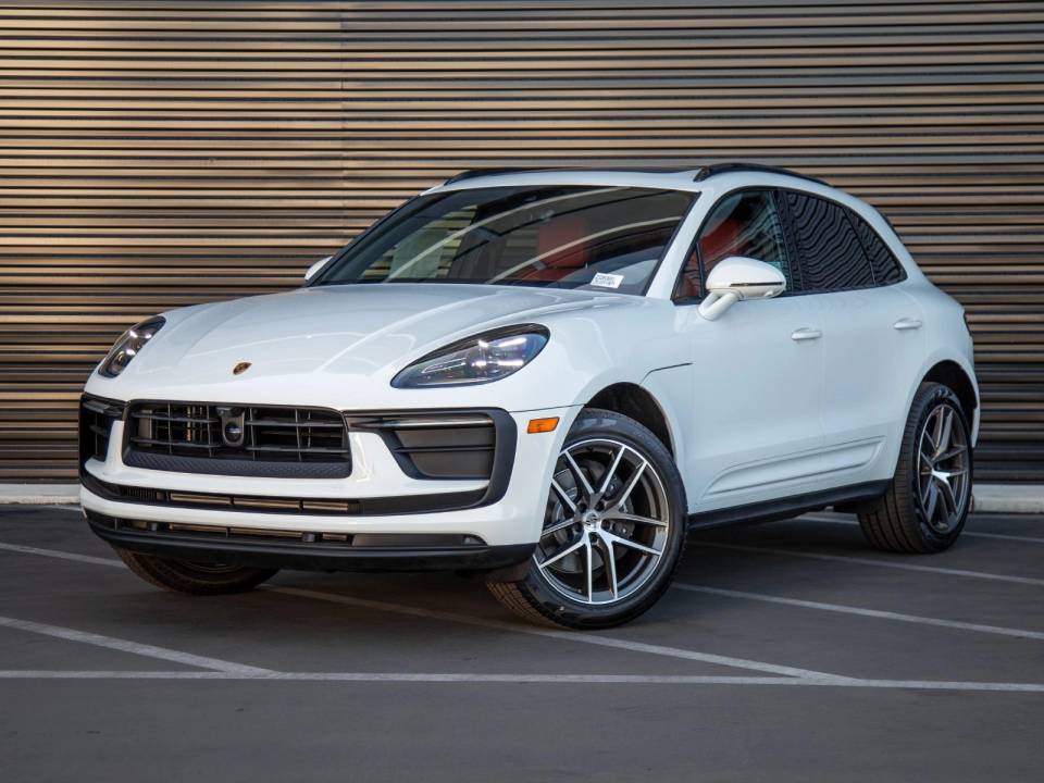 2026 Porsche Macan