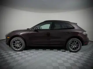 2025 Porsche Macan T - Photo 13