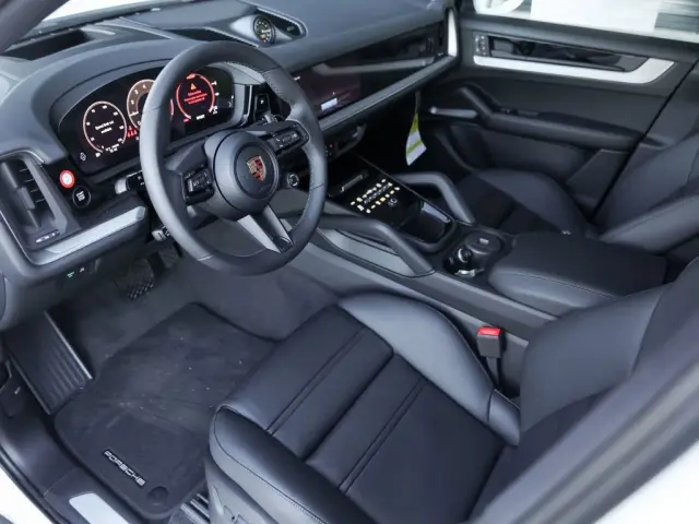 2026 Porsche Cayenne Coup E-Hybrid - Photo 30