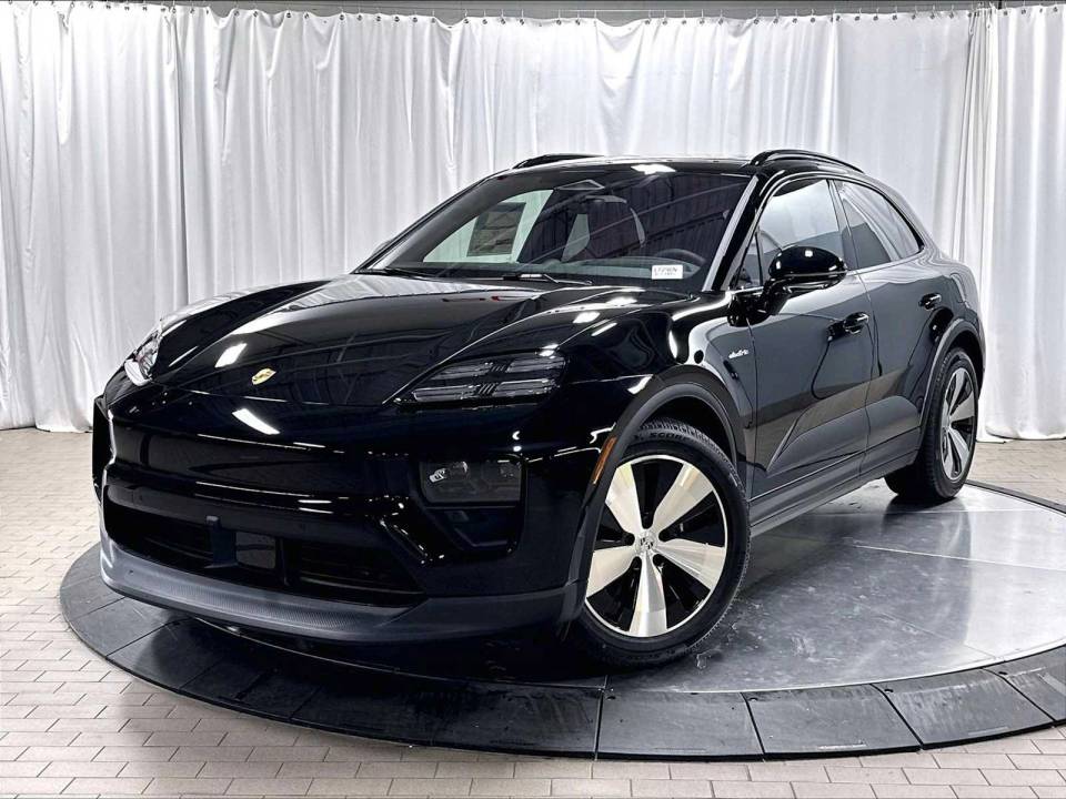 2026 Porsche Macan