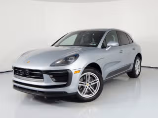 2025 Porsche Macan's photo