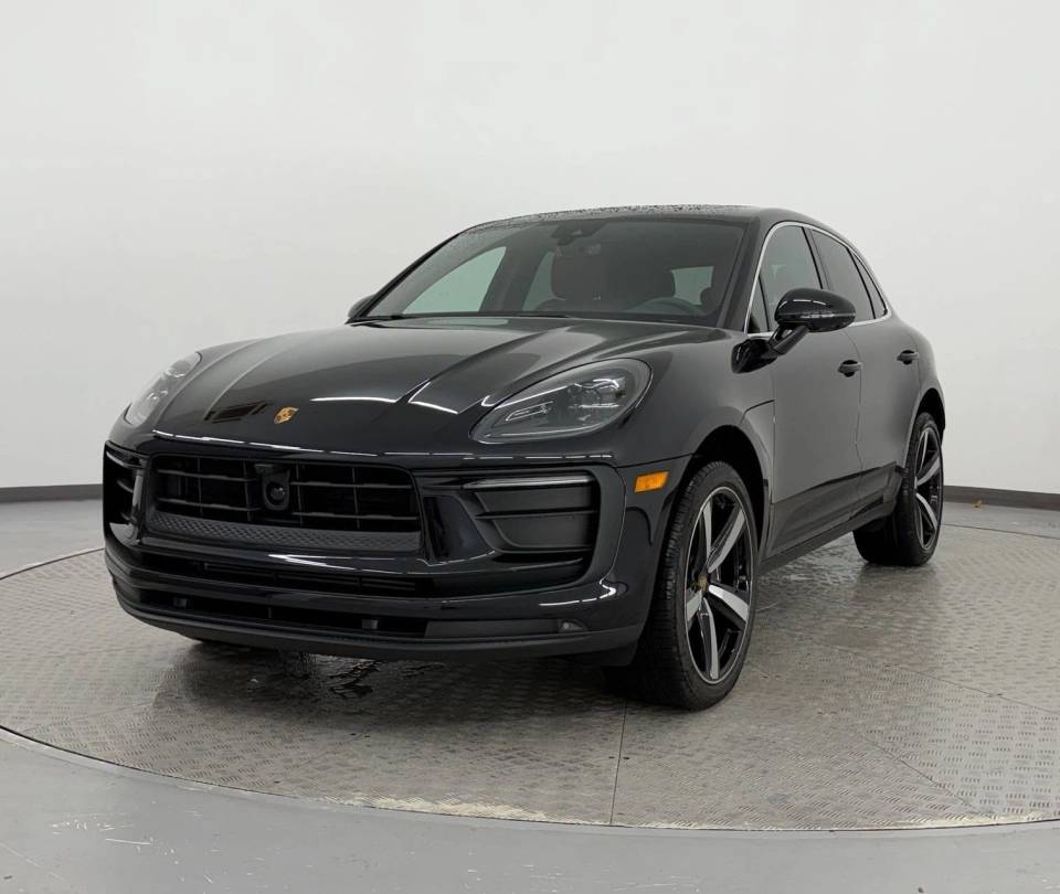 2026 Porsche Macan
