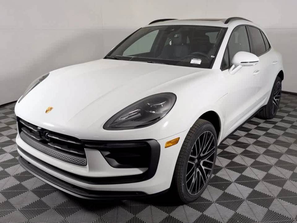 2026 Porsche Macan