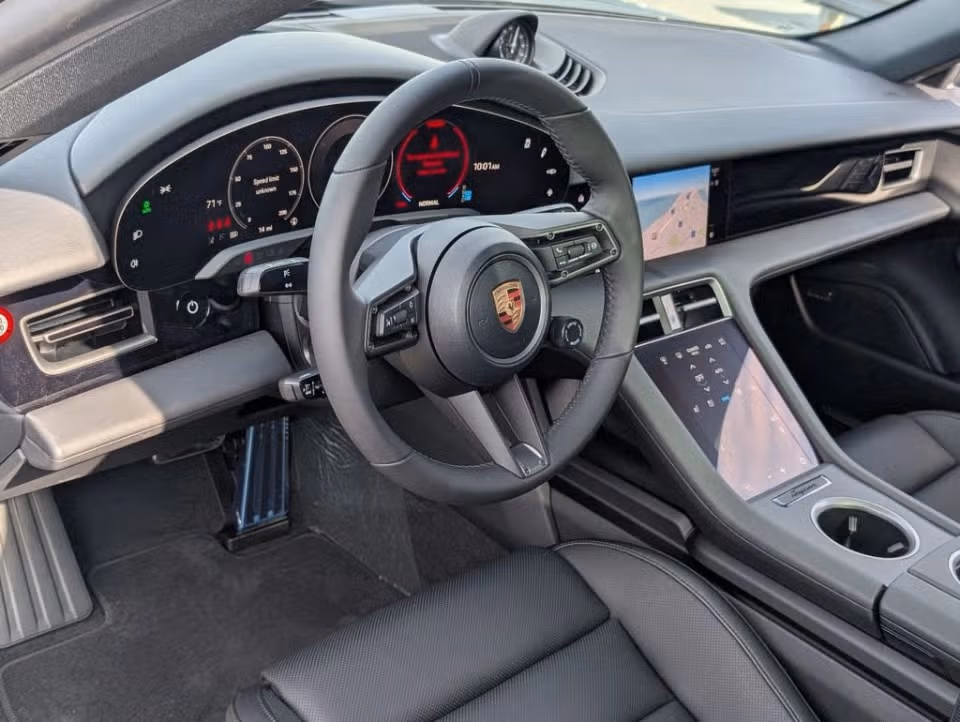 2026 Porsche Taycan Base - Photo 27